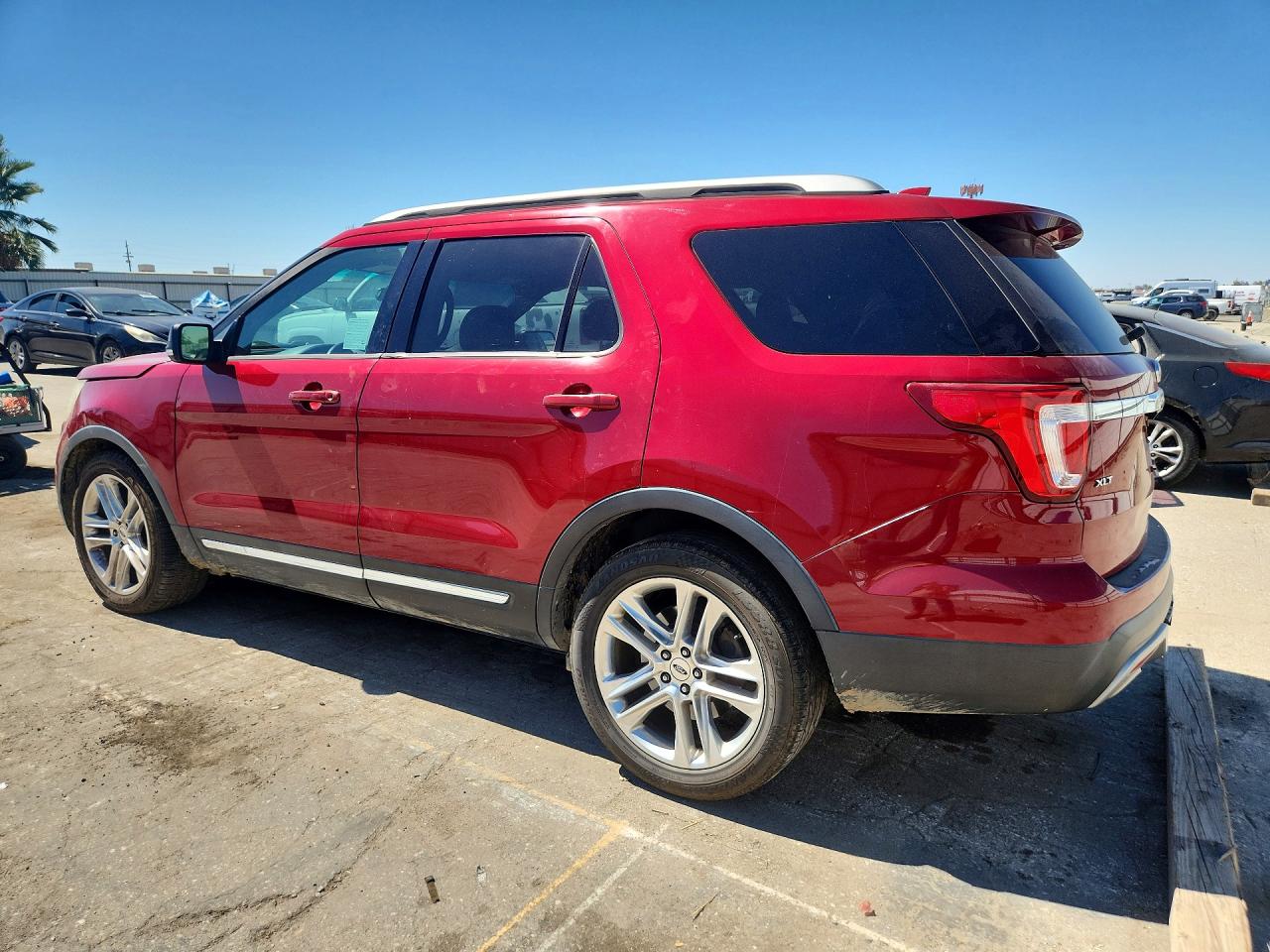 1FM5K7D80GGC34645 · 2016 FORD EXPLORER · 2/13