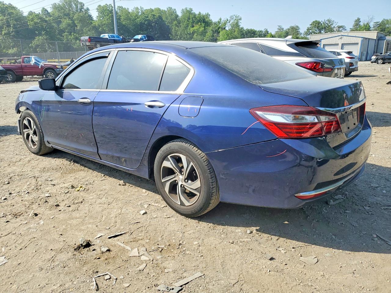 1HGCR2F42GA127704 · 2016 HONDA ACCORD · 2/12