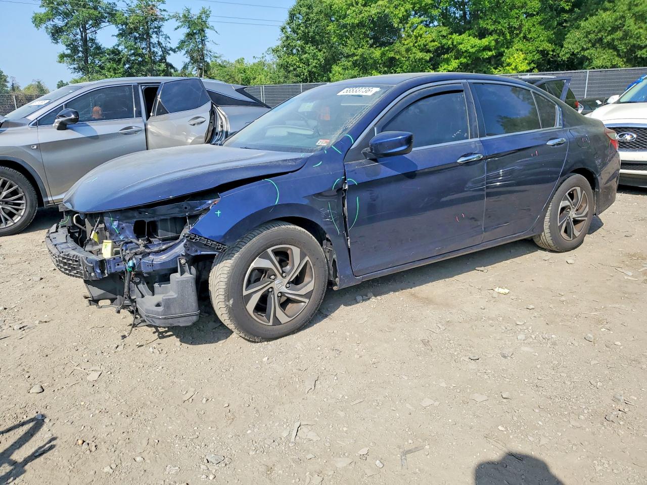 1HGCR2F42GA127704 · 2016 HONDA ACCORD