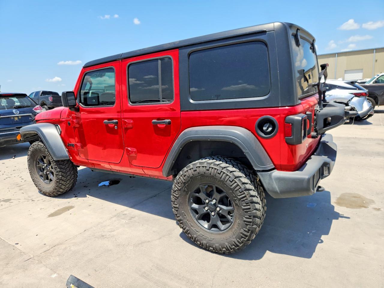 1C4HJXDG4NW252466 · 2022 JEEP WRANGLER UNLIMITED · 2/14