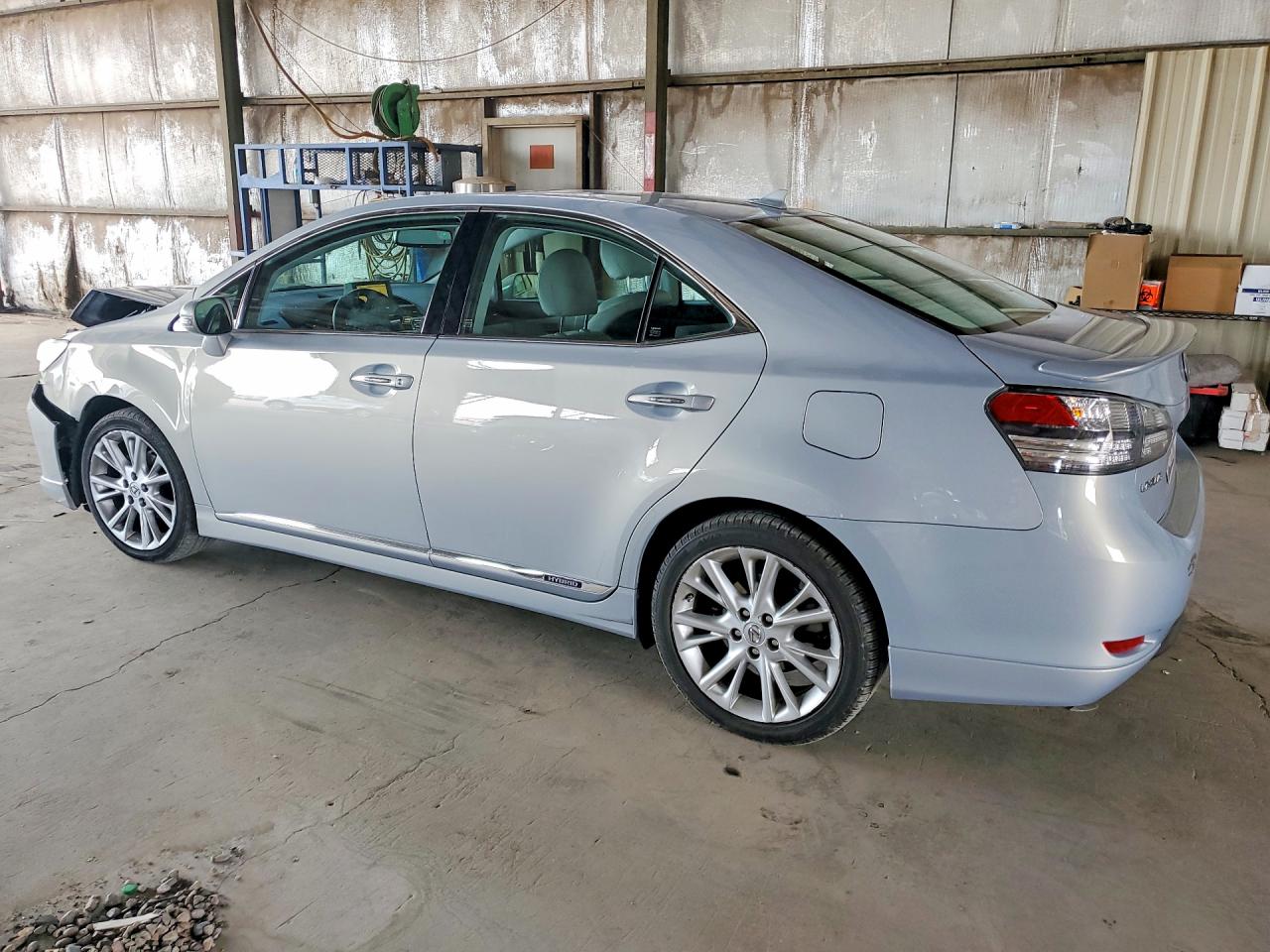 JTHBB1BA8A2002677 · 2010 LEXUS HS · 2/12