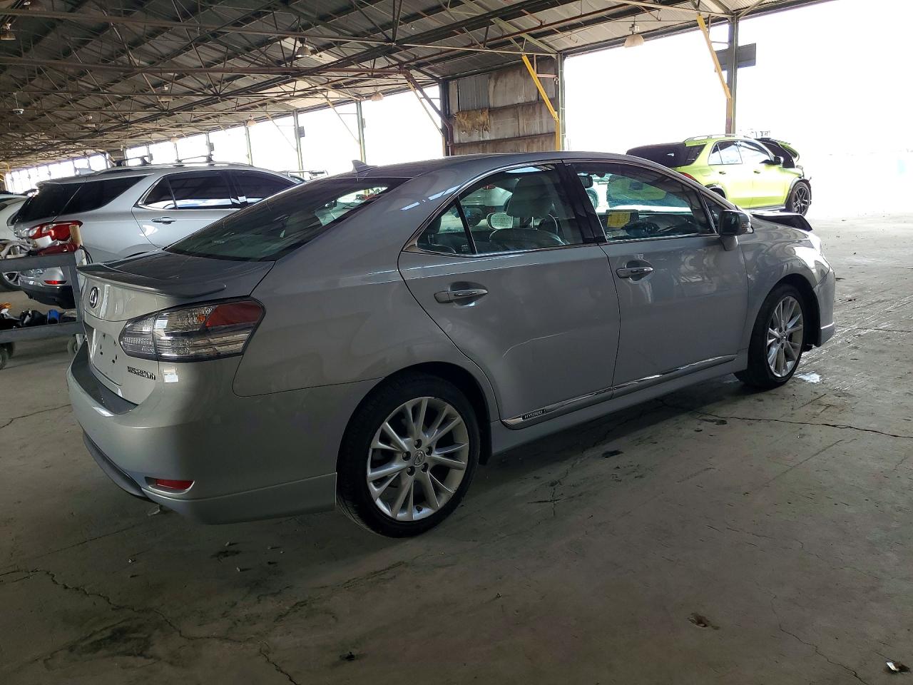 JTHBB1BA8A2002677 · 2010 LEXUS HS · 3/12
