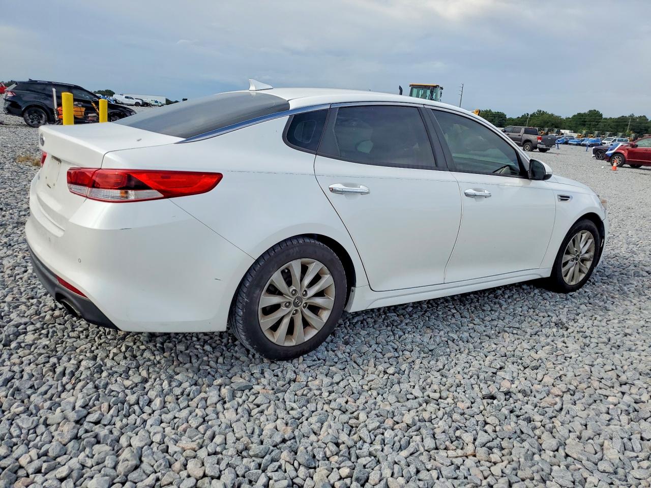 5XXGT4L39JG271416 · 2018 KIA OPTIMA · 3/12