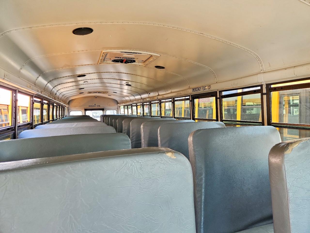 1T88S4E29C1143136 · 2012 THOMAS SAF-T-LINER EFX · 6/10