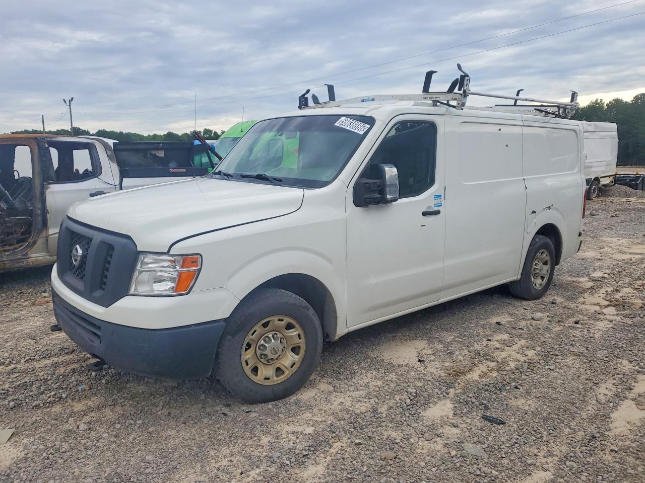 1N6AF0KY8FN801175 · 2015 NISSAN NV
