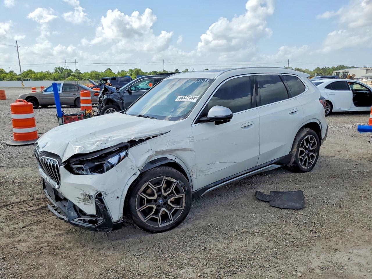 2024 BMW X1