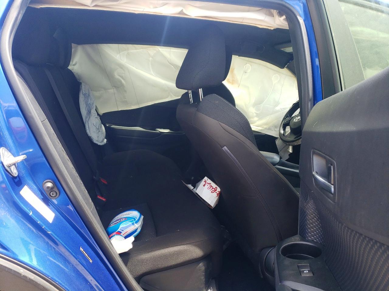 JTNKHMBX4J1007592 · 2018 TOYOTA C-HR · 10/12