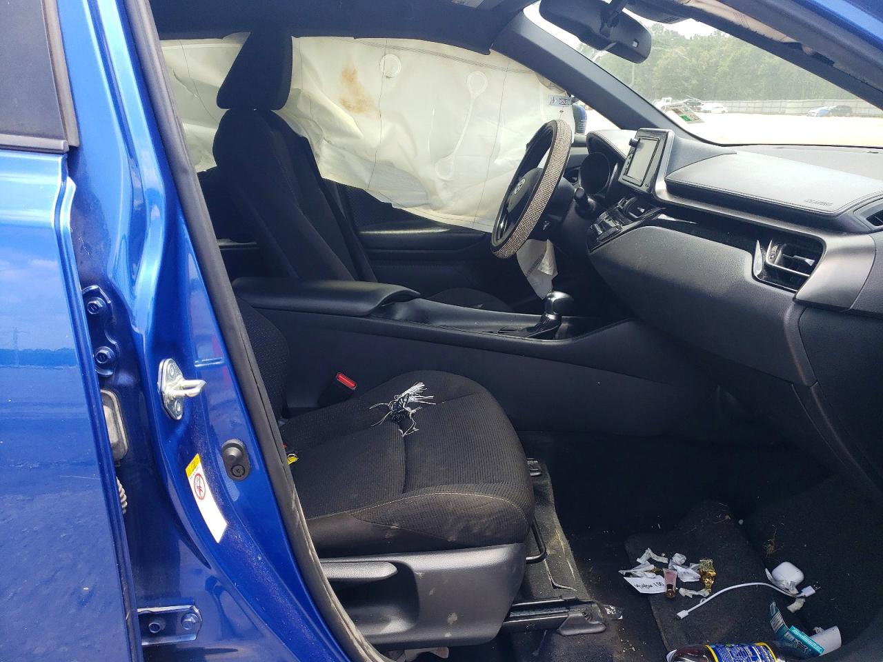 JTNKHMBX4J1007592 · 2018 TOYOTA C-HR · 7/12