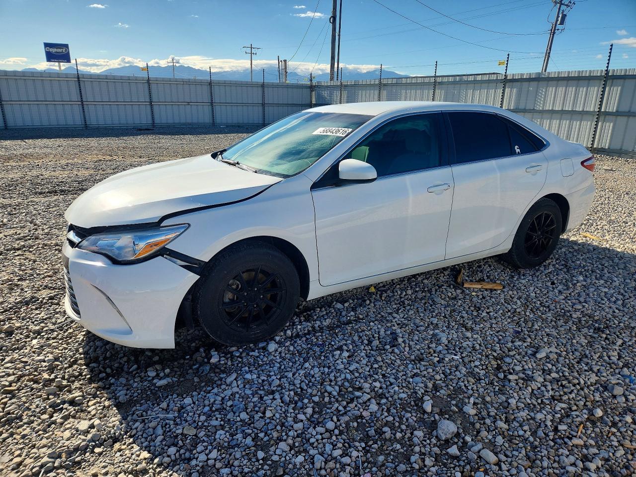 4T1BF1FK0GU179614 · 2016 TOYOTA CAMRY