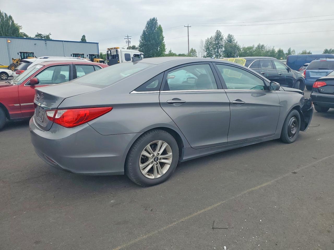 5NPEB4AC7CH478570 · 2012 HYUNDAI SONATA · 3/12