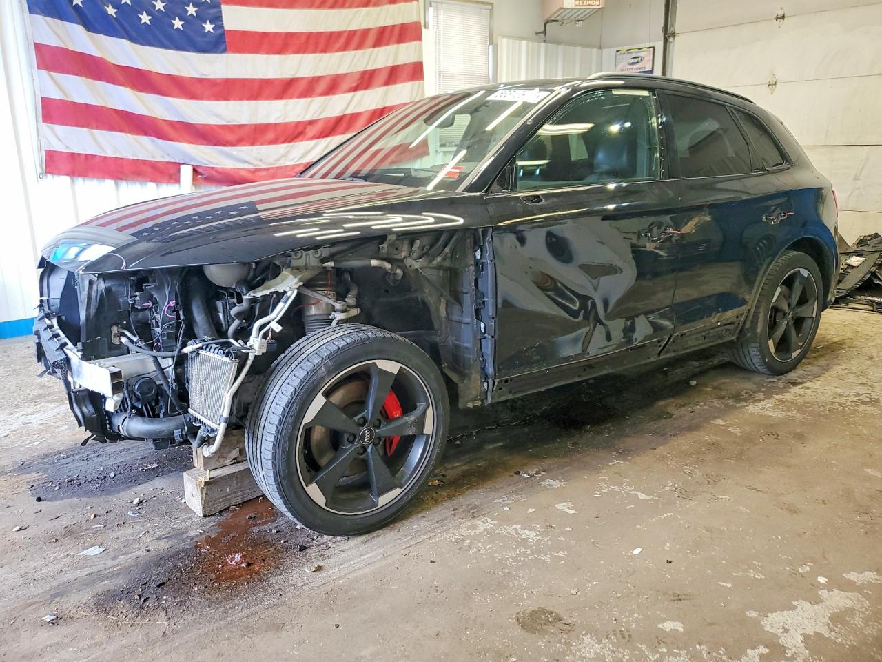 WA1B4AFY6K2053500 · 2019 AUDI SQ5