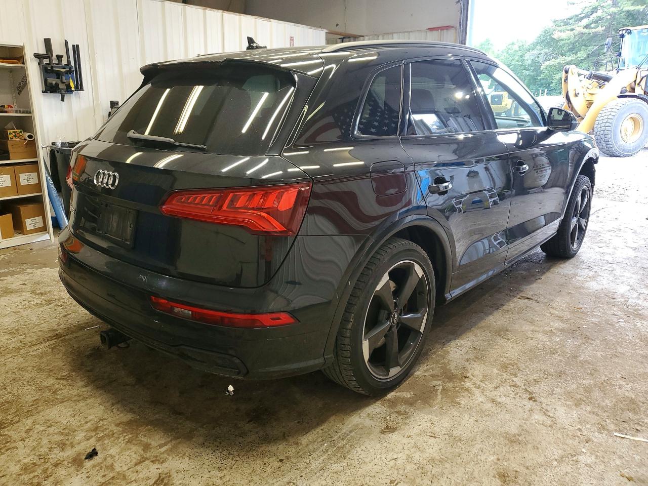 WA1B4AFY6K2053500 · 2019 AUDI SQ5 · 3/14