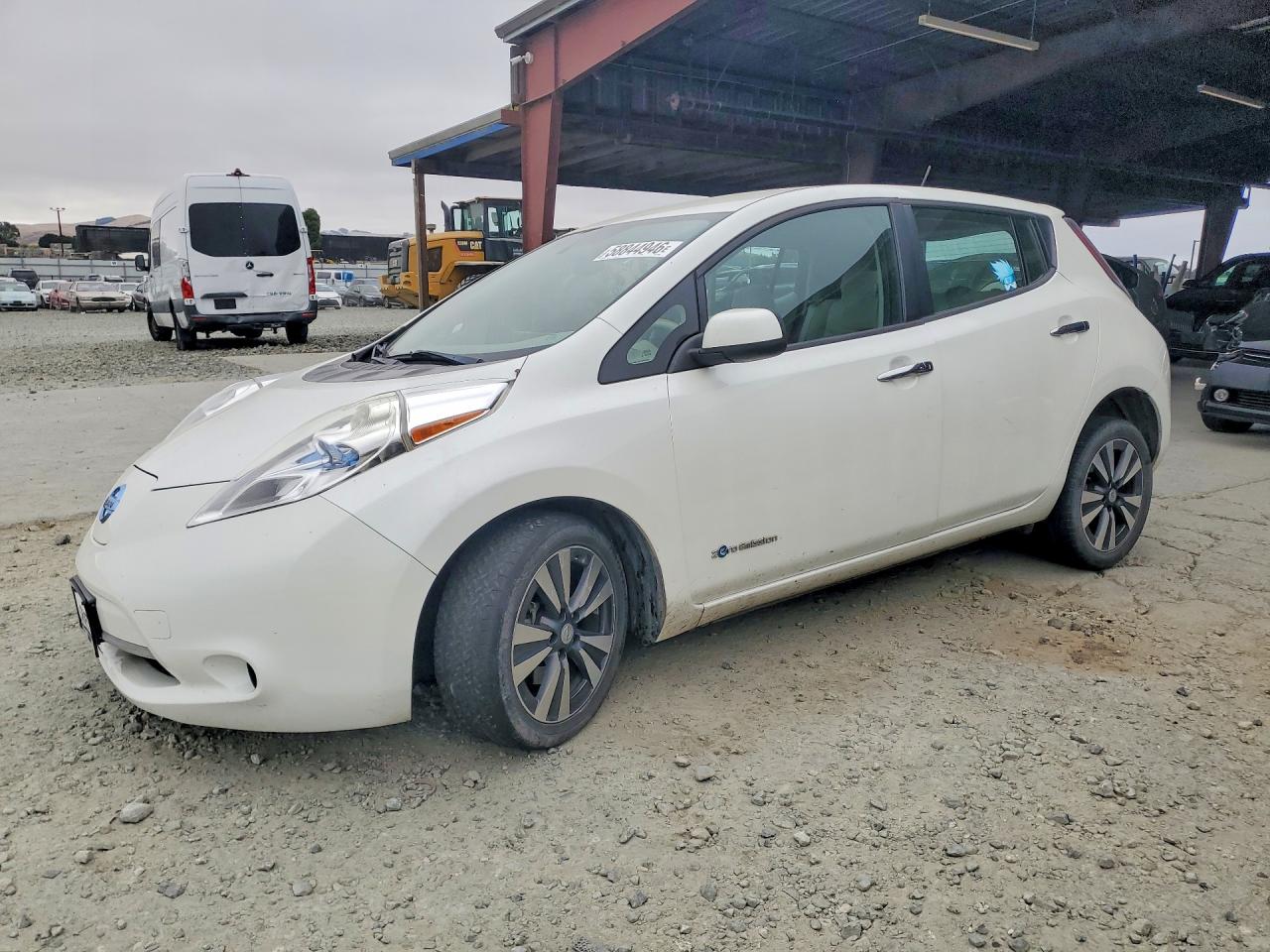 2015 NISSAN LEAF