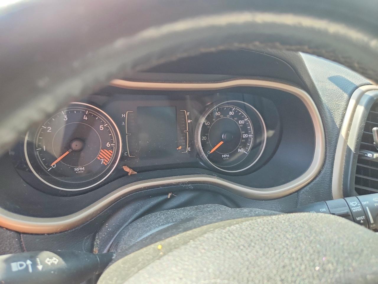 1C4PJMCB4FW793194 · 2015 JEEP CHEROKEE · 9/13