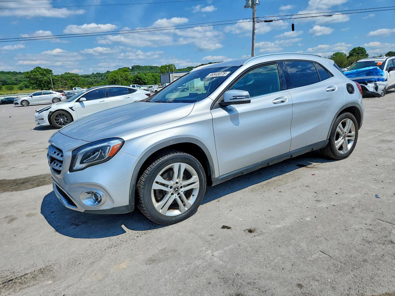 WDCTG4EB8KJ553559 · 2019 MERCEDES-BENZ GLA