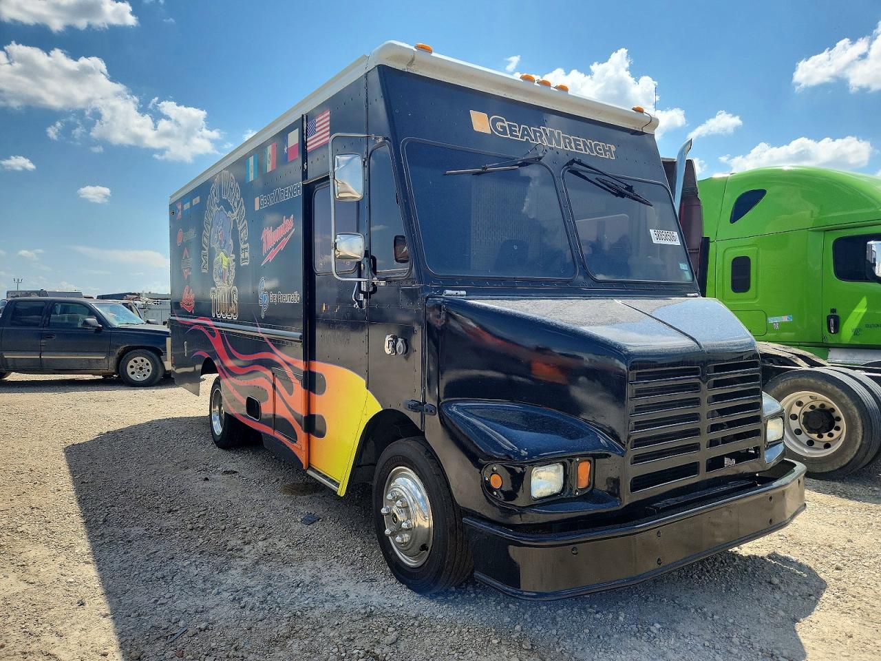4UZAAPBW94C****** · 2004 FREIGHTLINER MT45 CHASSIS