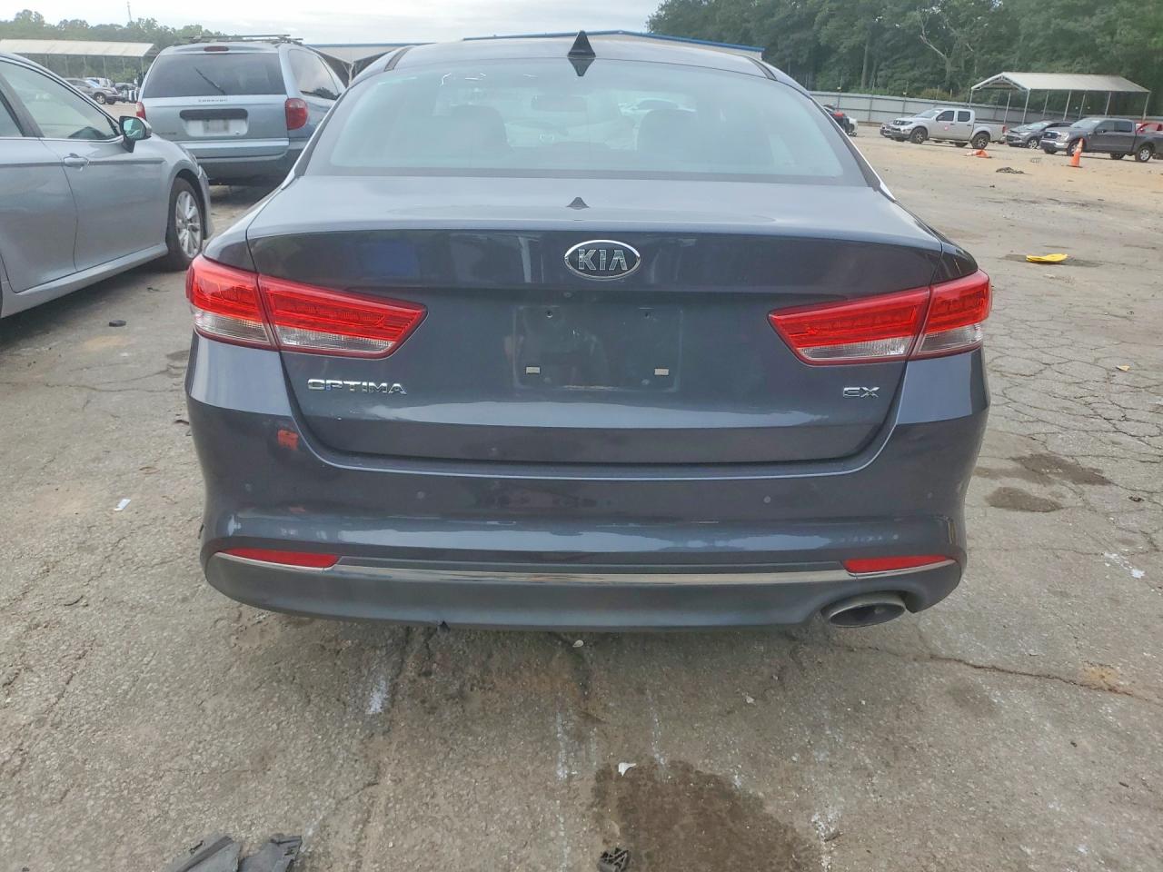 5XXGU4L35JG265643 · 2018 KIA OPTIMA · 6/12