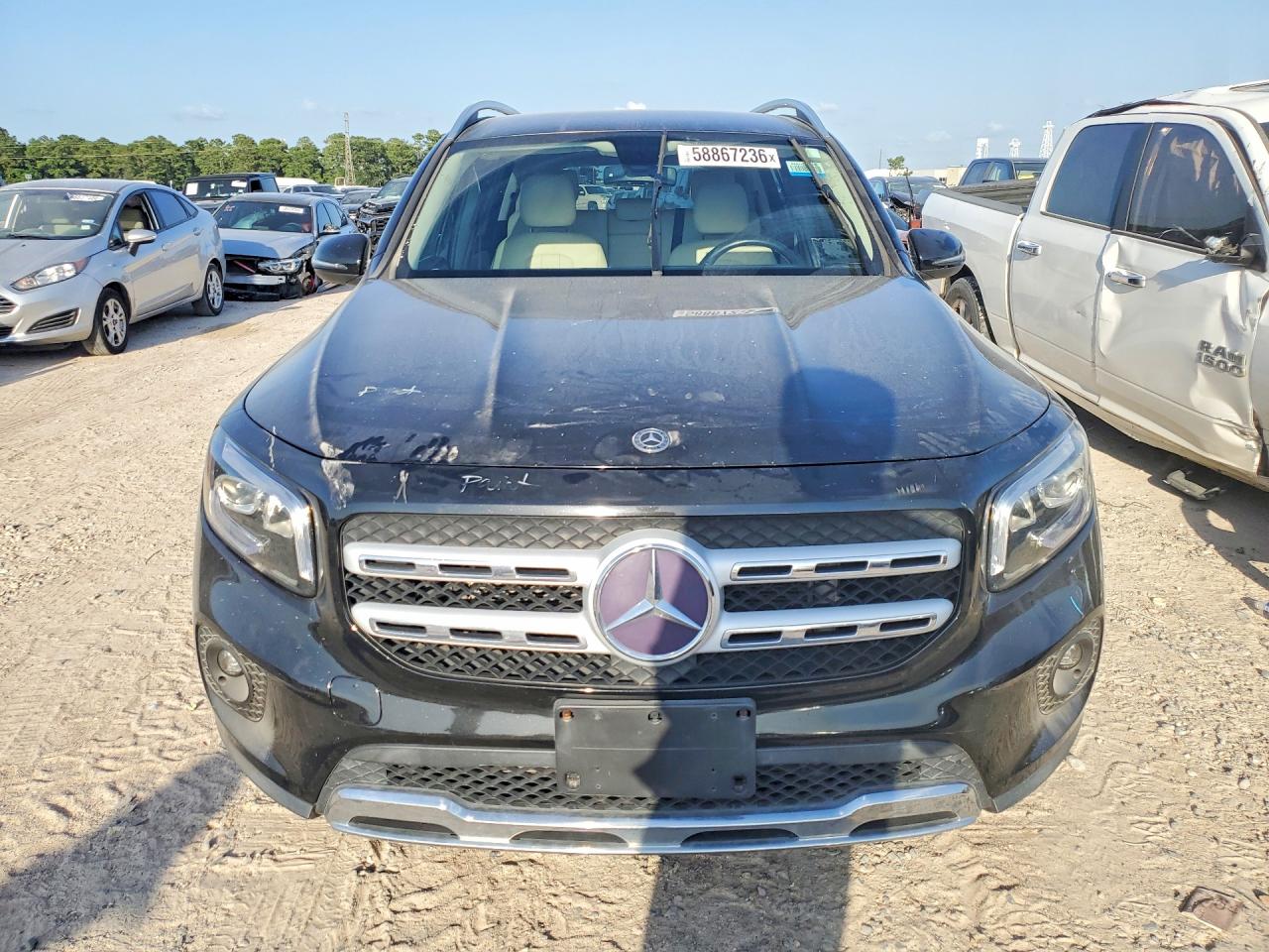 W1N4M4GBXLW016429 · 2020 MERCEDES-BENZ GLB · 5/13