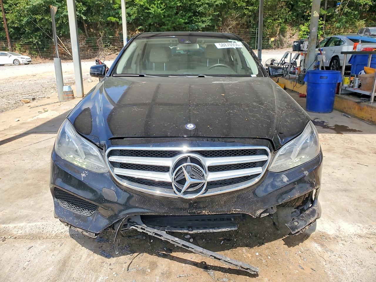 WDDHF5KB3GB247966 · 2016 MERCEDES-BENZ E · 5/12