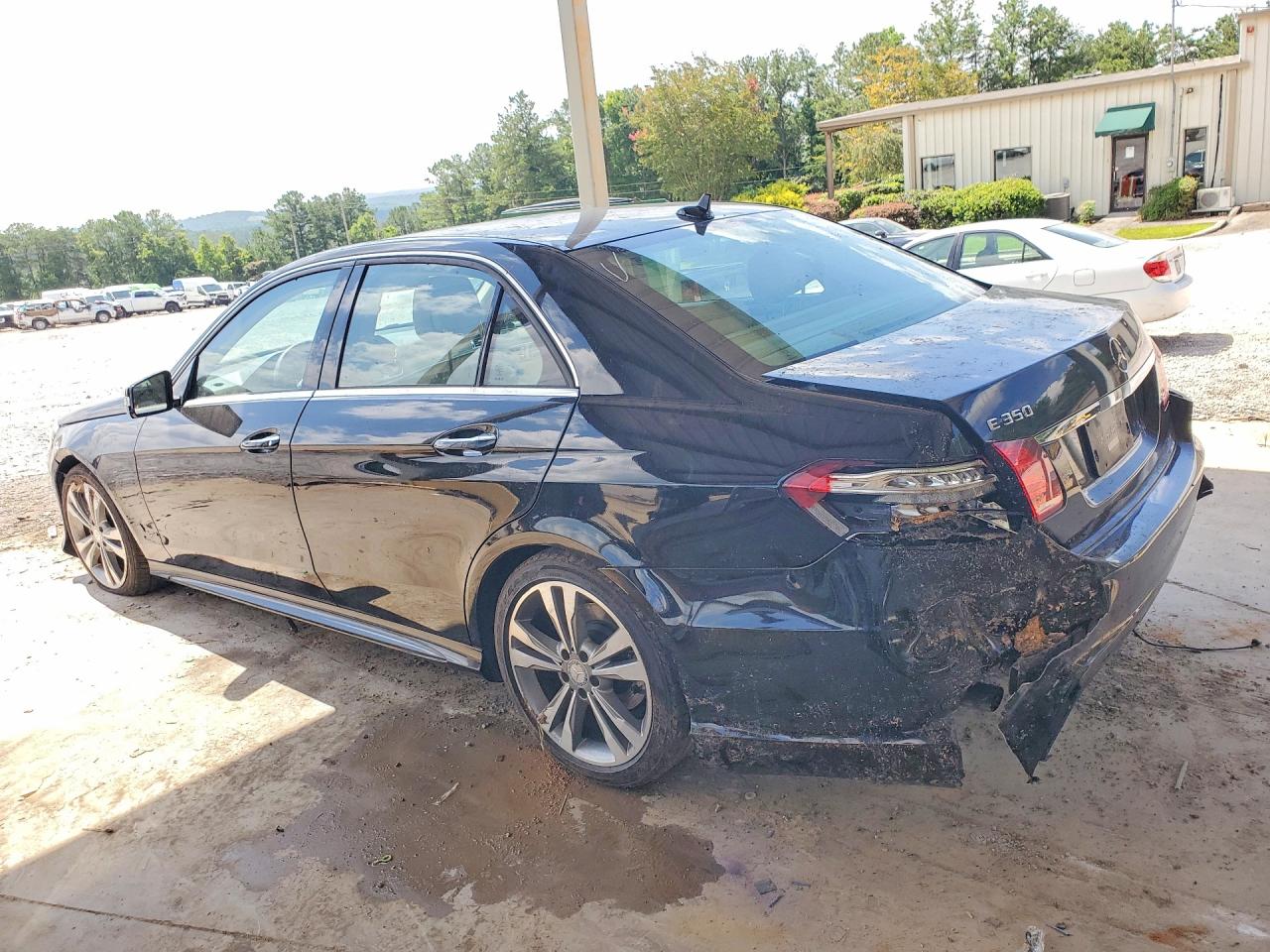 WDDHF5KB3GB247966 · 2016 MERCEDES-BENZ E · 2/12