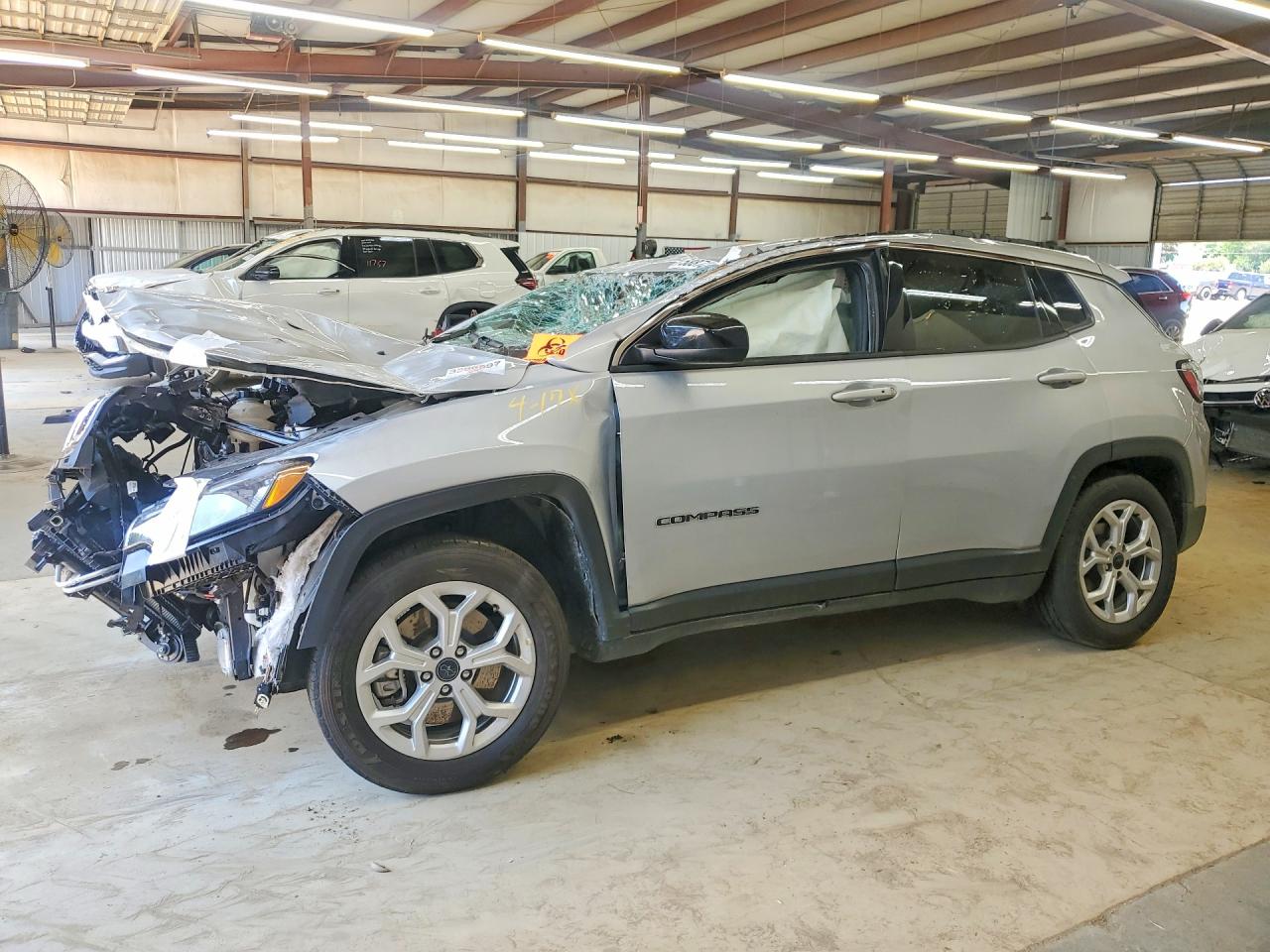 3C4NJDBN9ST597805 · 2025 JEEP COMPASS