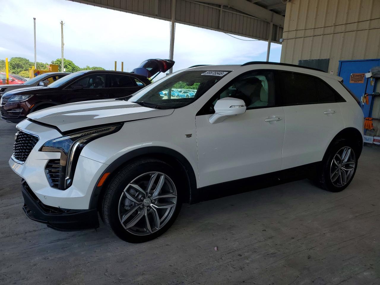 1GYFZER4XPF101745 · 2023 CADILLAC XT4