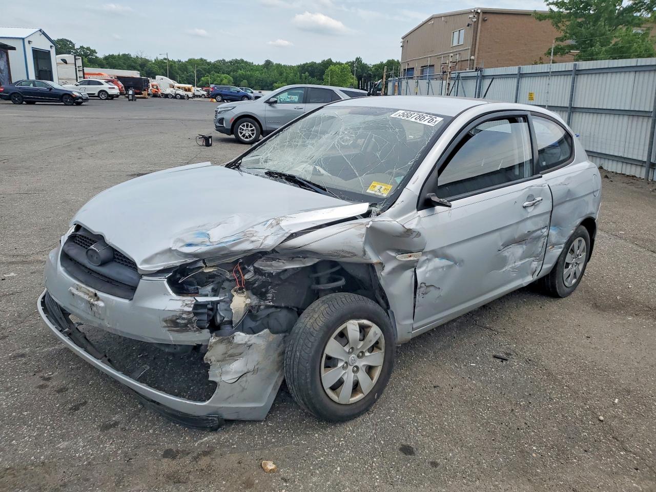 KMHCM3AC2BU187227 · 2011 HYUNDAI ACCENT