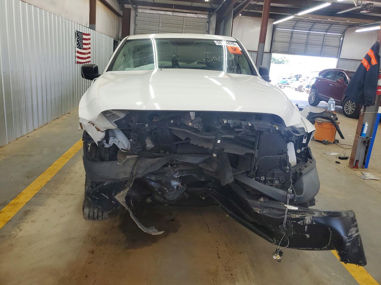 3C6JR6DG8KG722486 · 2019 RAM 1500 CLASSIC · 5/12