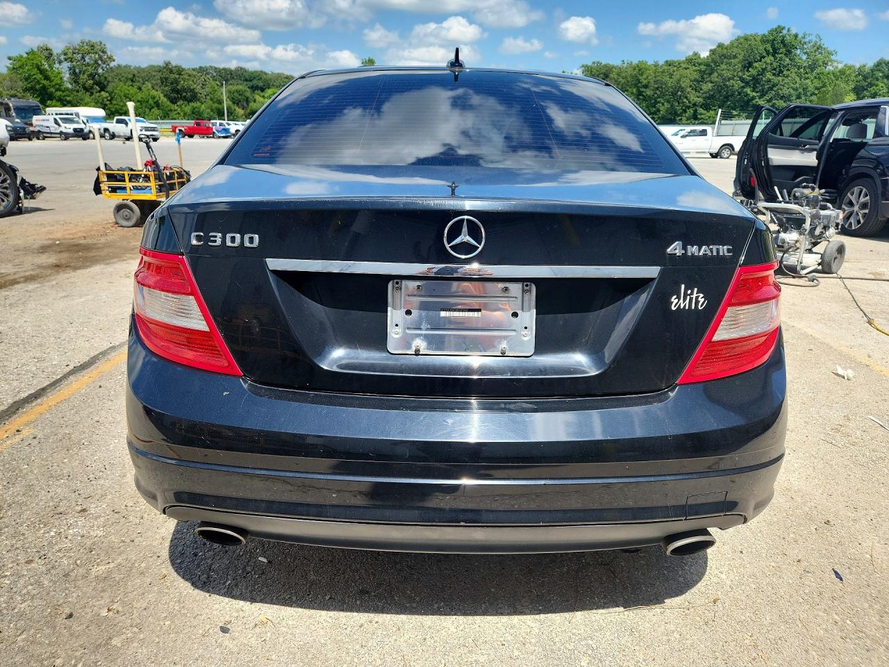 WDDGF8BB7AF427237 · 2010 MERCEDES-BENZ C · 6/12