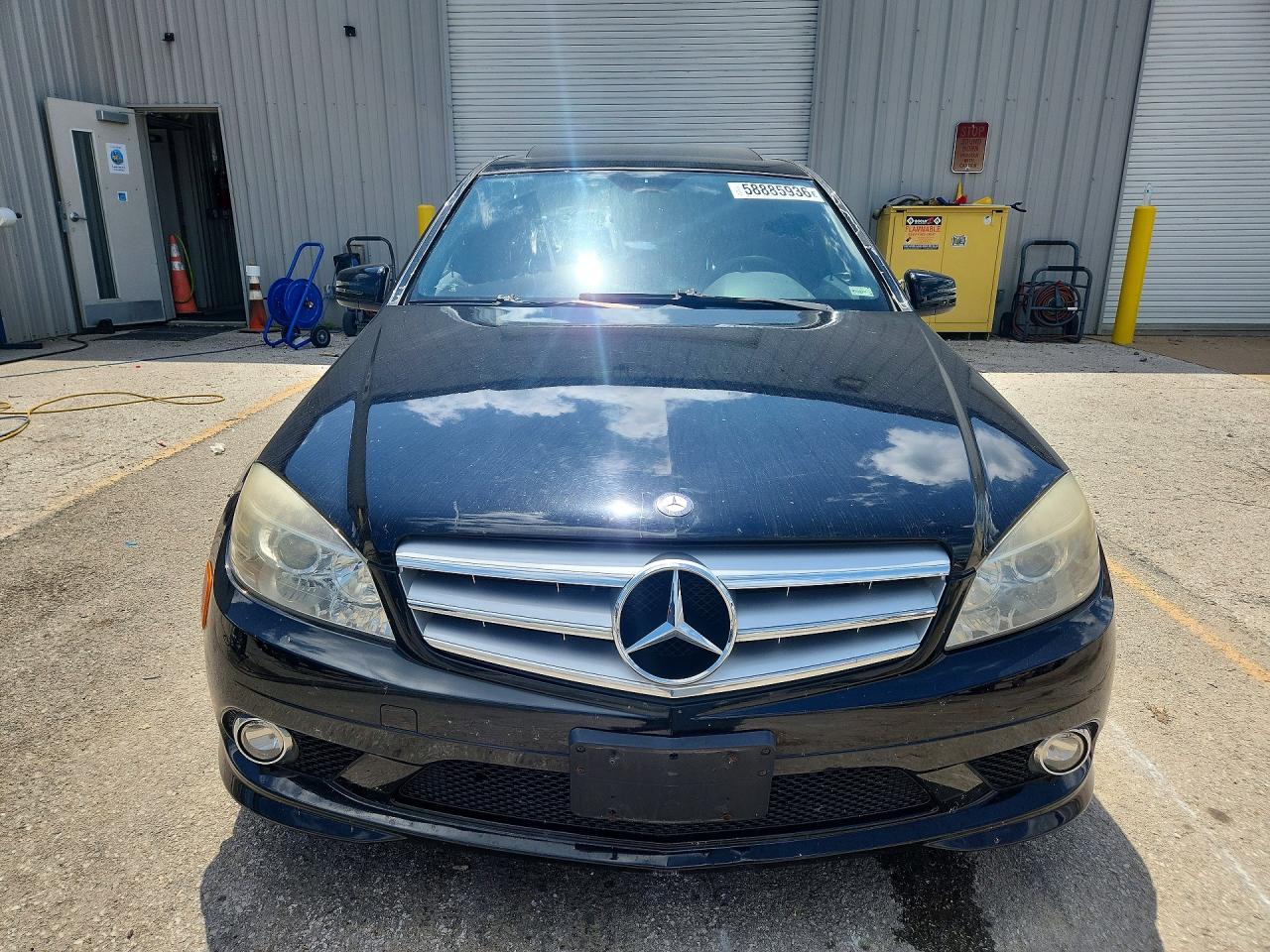 WDDGF8BB7AF427237 · 2010 MERCEDES-BENZ C · 5/12