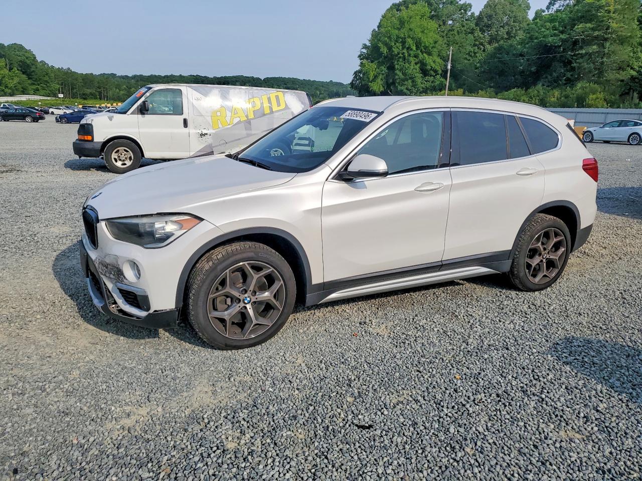 WBXHT3C54K3H35834 · 2019 BMW X1