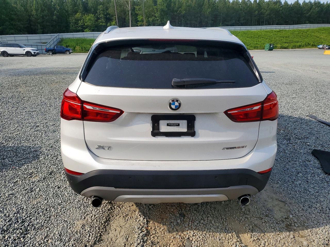WBXHT3C54K3H35834 · 2019 BMW X1 · 6/13