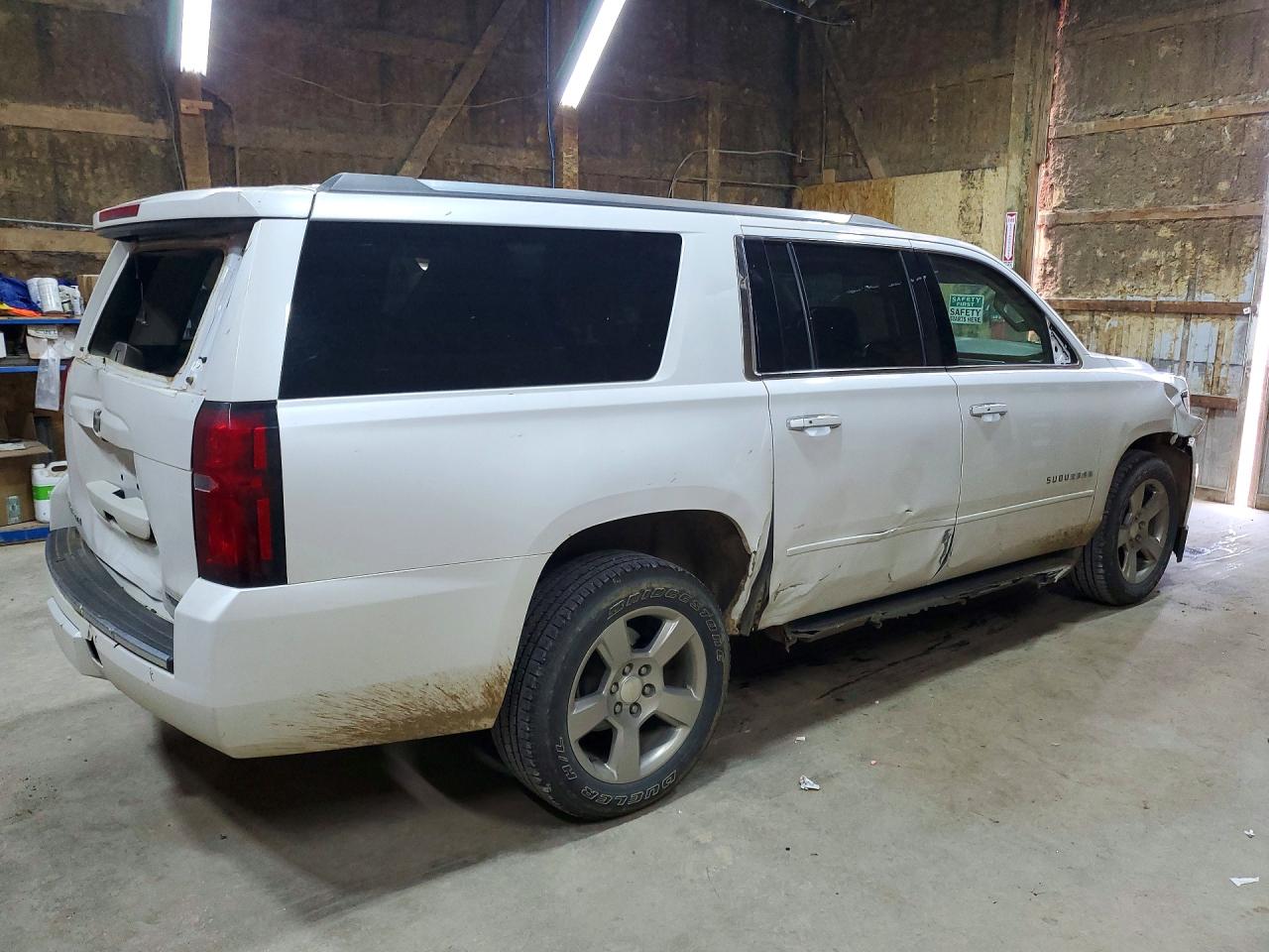 1GNSKJKC2HR134622 · 2017 CHEVROLET SUBURBAN · 3/13