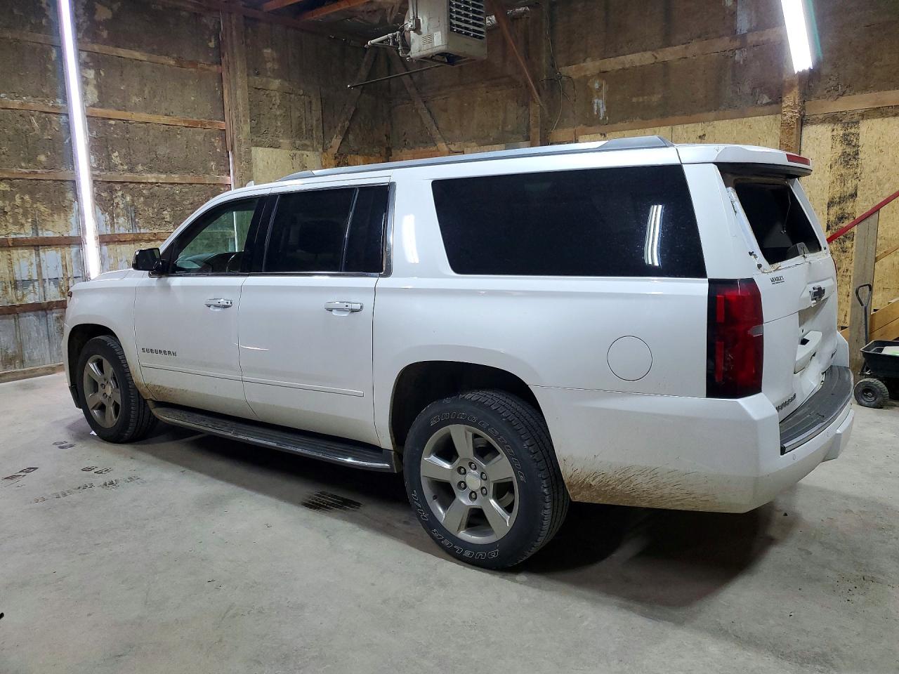 1GNSKJKC2HR134622 · 2017 CHEVROLET SUBURBAN · 2/13