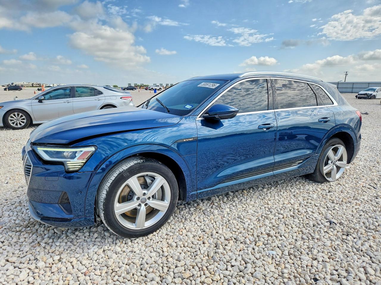 WA1LAAGE1KB021698 · 2019 AUDI E-TRON