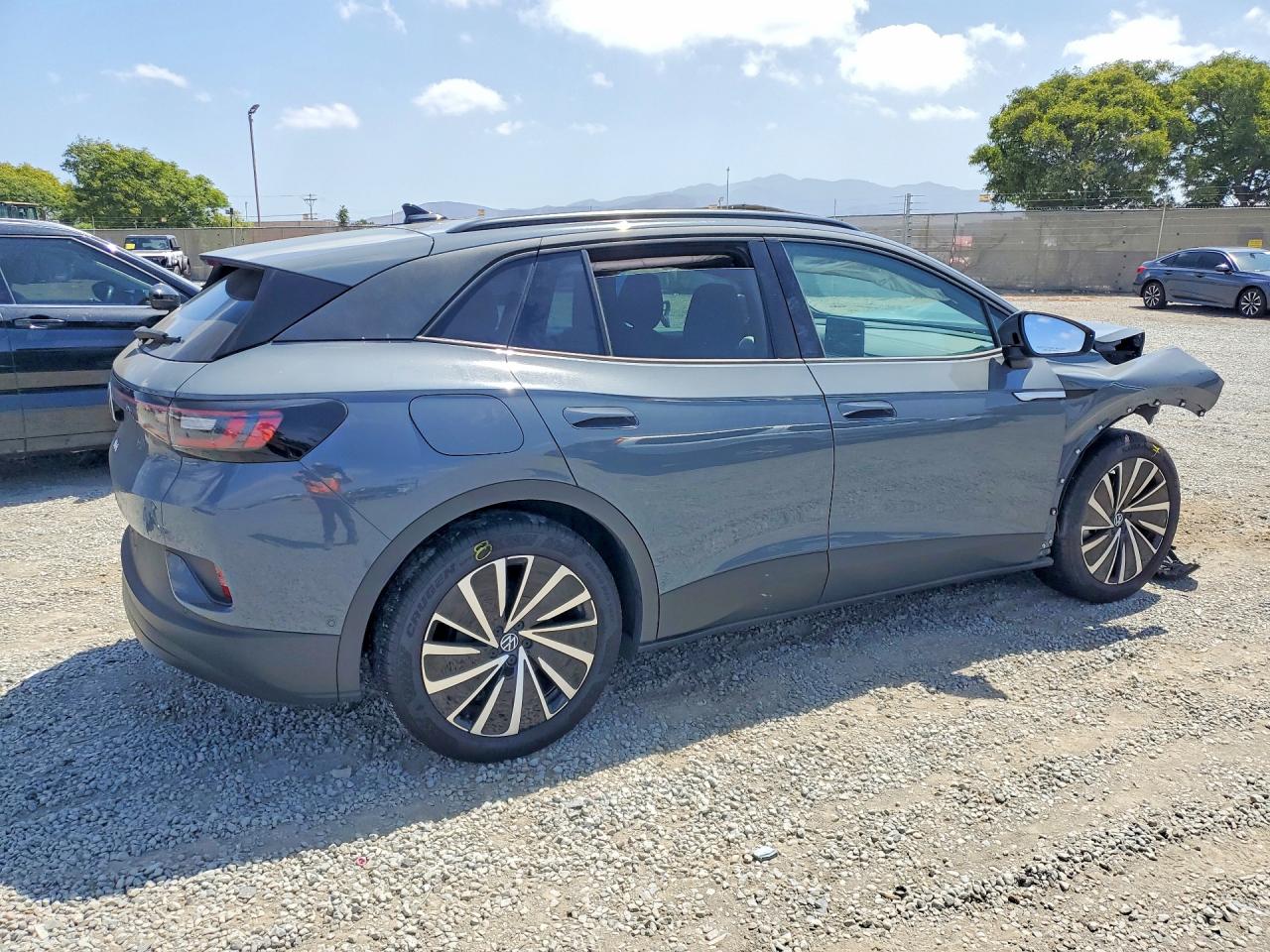 1V25MPE89RC011669 · 2024 VOLKSWAGEN ID.4 · 3/13