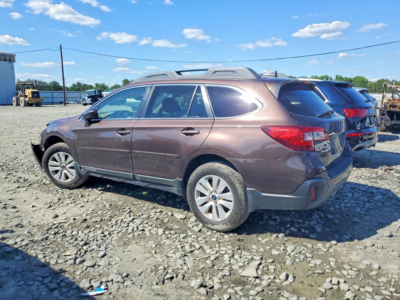 4S4BSAFC4K3356104 · 2019 SUBARU OUTBACK · 2/13
