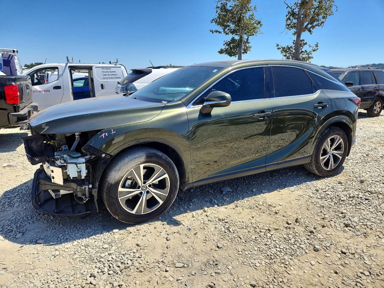 2T2BBMCA3PC003467 · 2023 LEXUS RX 350H