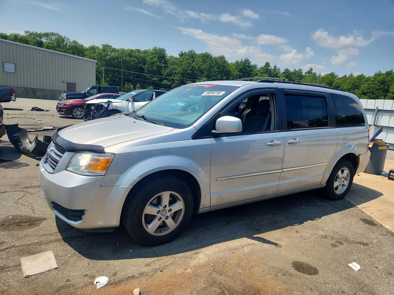 2D4RN5D16AR409395 · 2010 DODGE GRAND CARAVAN