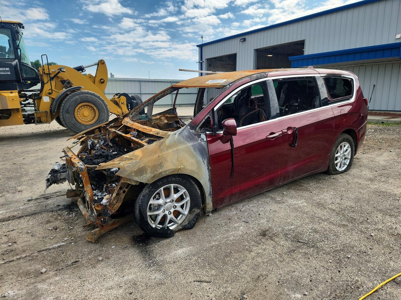 2C4RC1FG4LR281853 · 2020 CHRYSLER PACIFICA