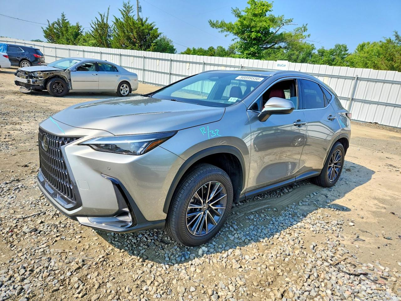 2T2GGCEZ9NC013373 · 2022 LEXUS NX