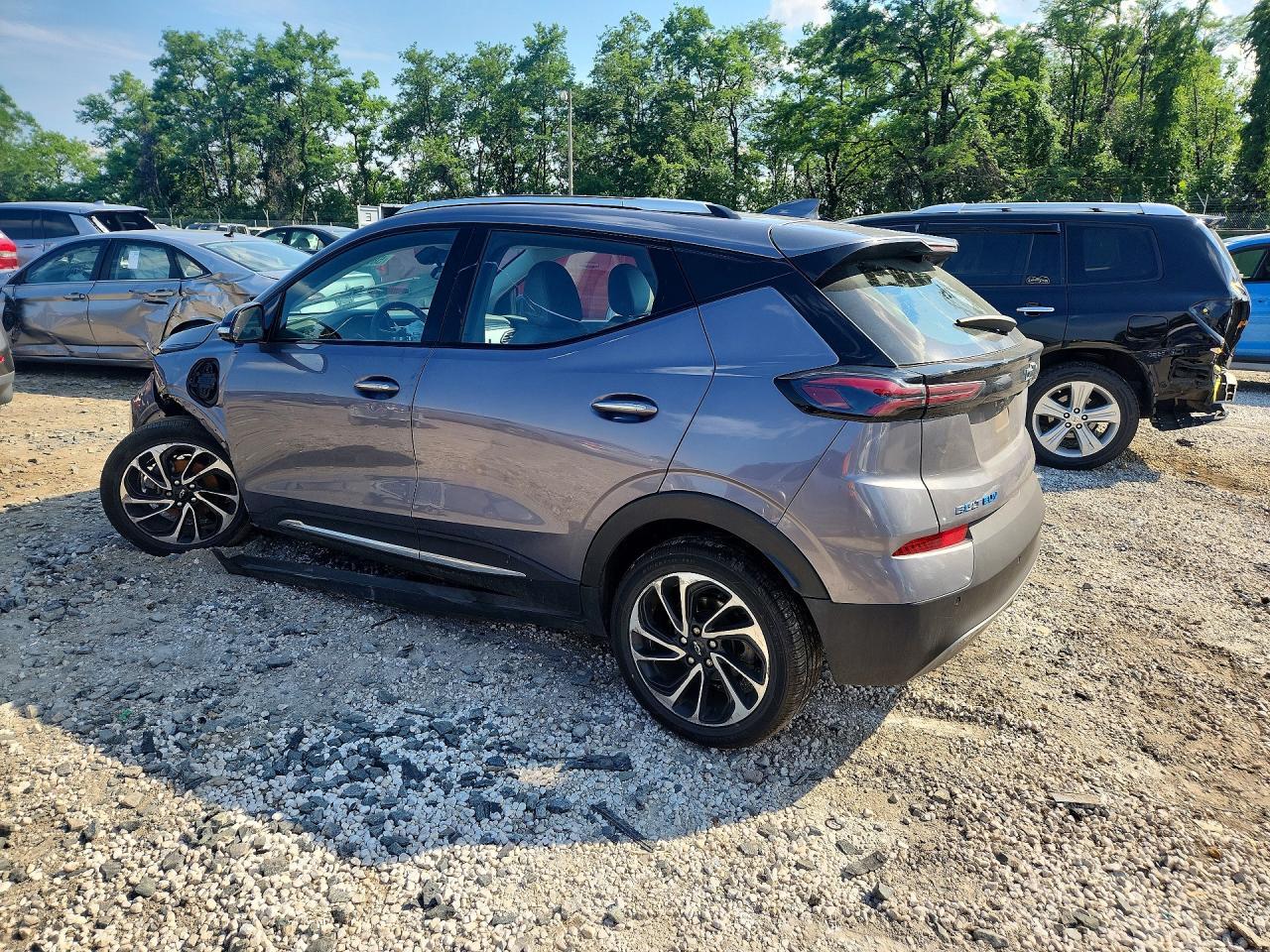 1G1FZ6S09N4115415 · 2022 CHEVROLET BOLT EUV · 2/13