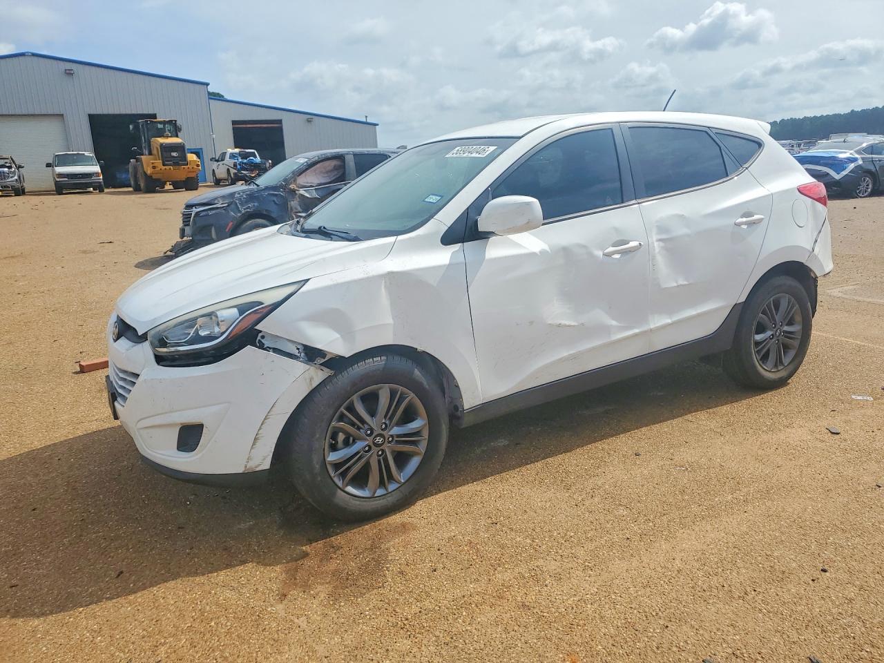 KM8JT3AFXFU064057 · 2015 HYUNDAI TUCSON