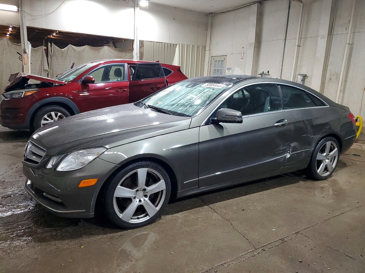 WDDKJ8JB8DF219933 · 2013 MERCEDES-BENZ E