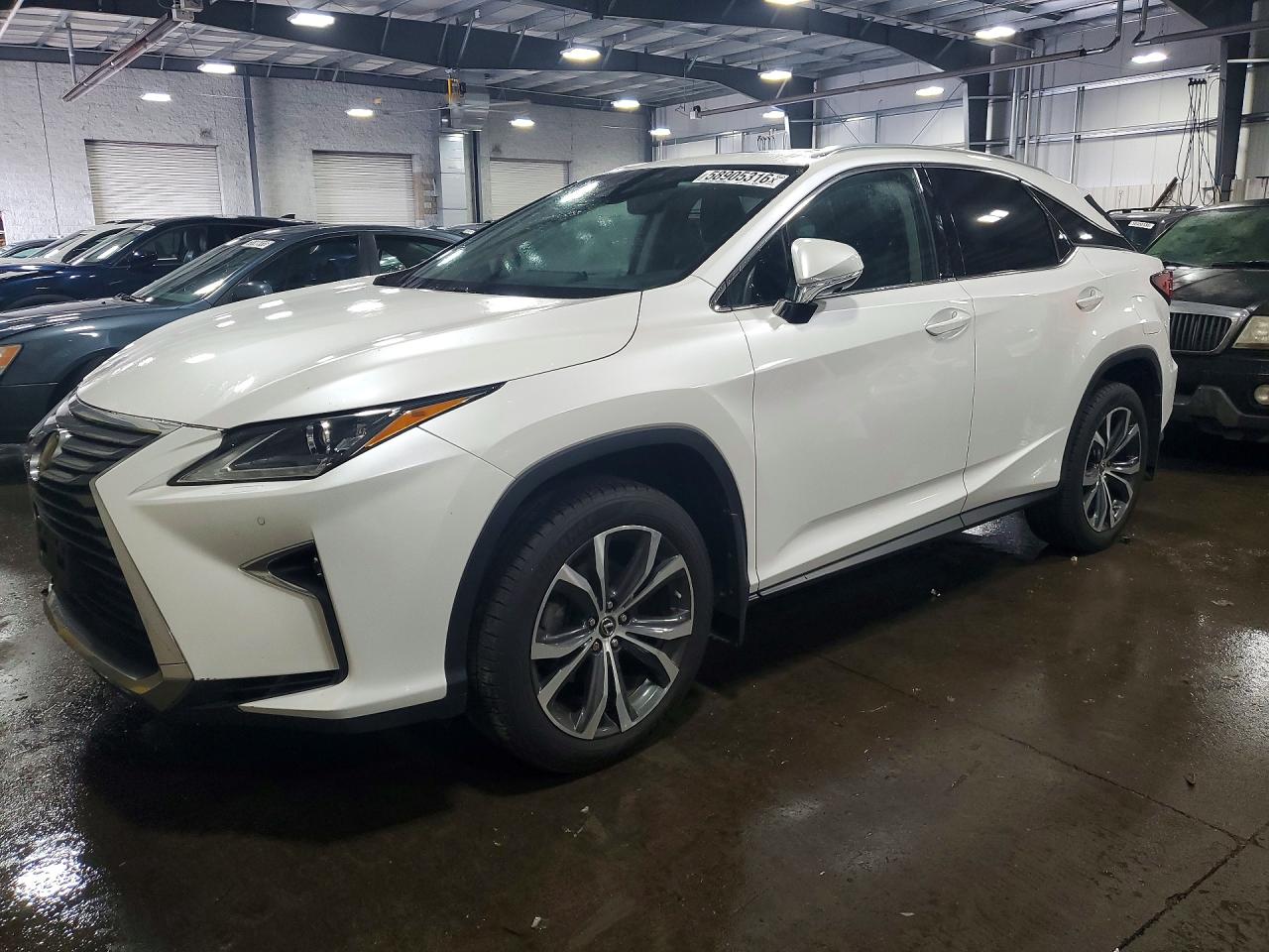 2T2BZMCA8KC192346 · 2019 LEXUS RX 350