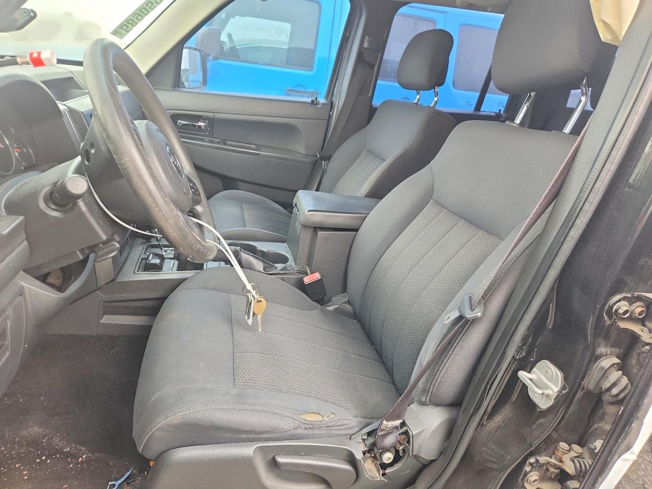 1J4PN2GK4BW524832 · 2011 JEEP LIBERTY · 7/12