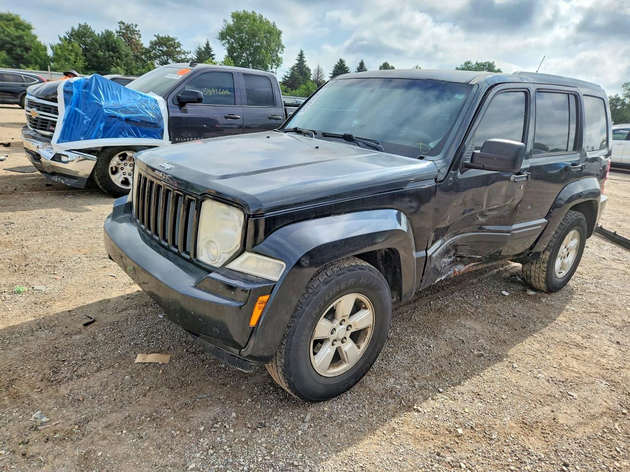 1J4PN2GK4BW524832 · 2011 JEEP LIBERTY