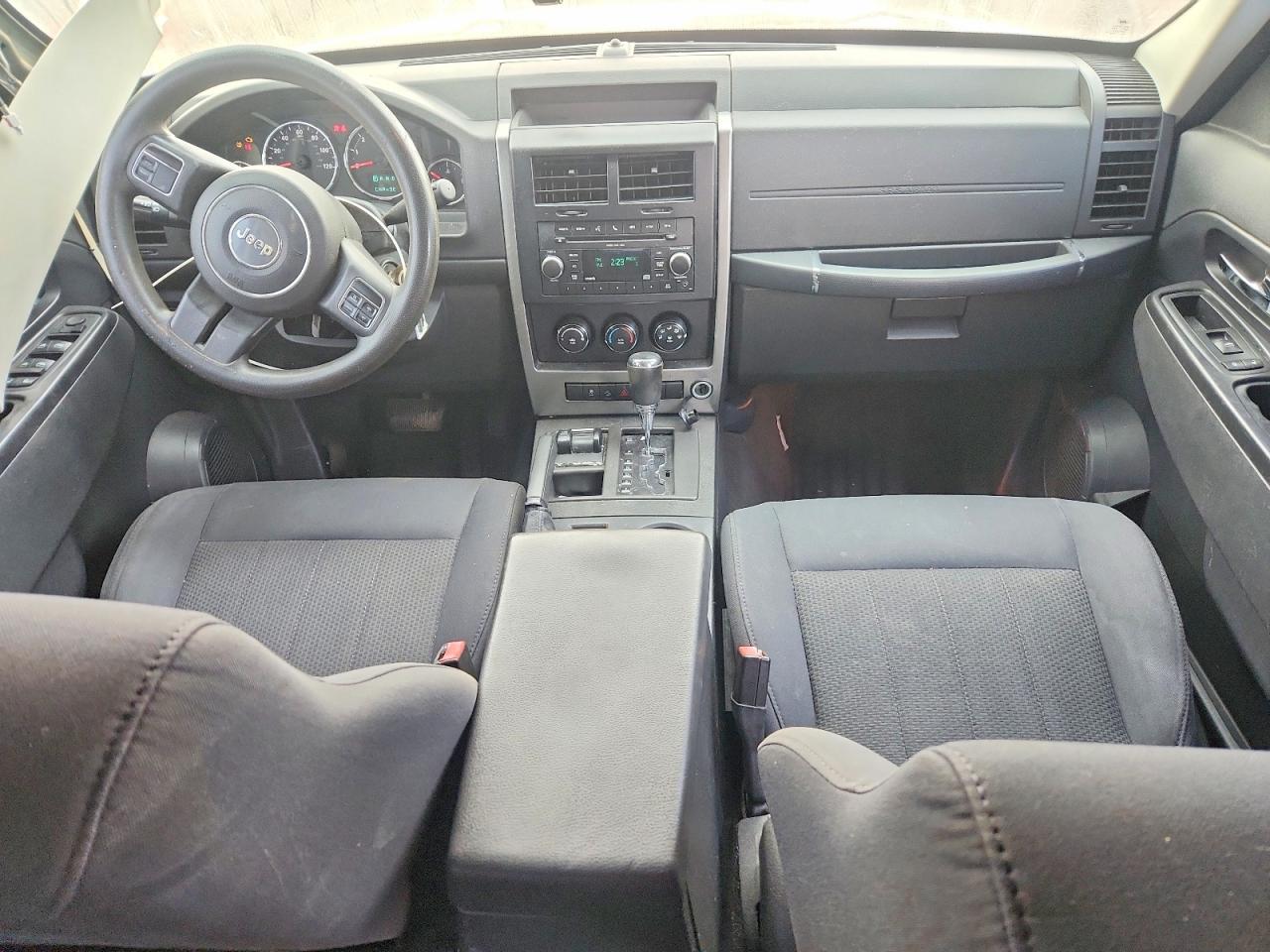 1J4PN2GK4BW524832 · 2011 JEEP LIBERTY · 8/12