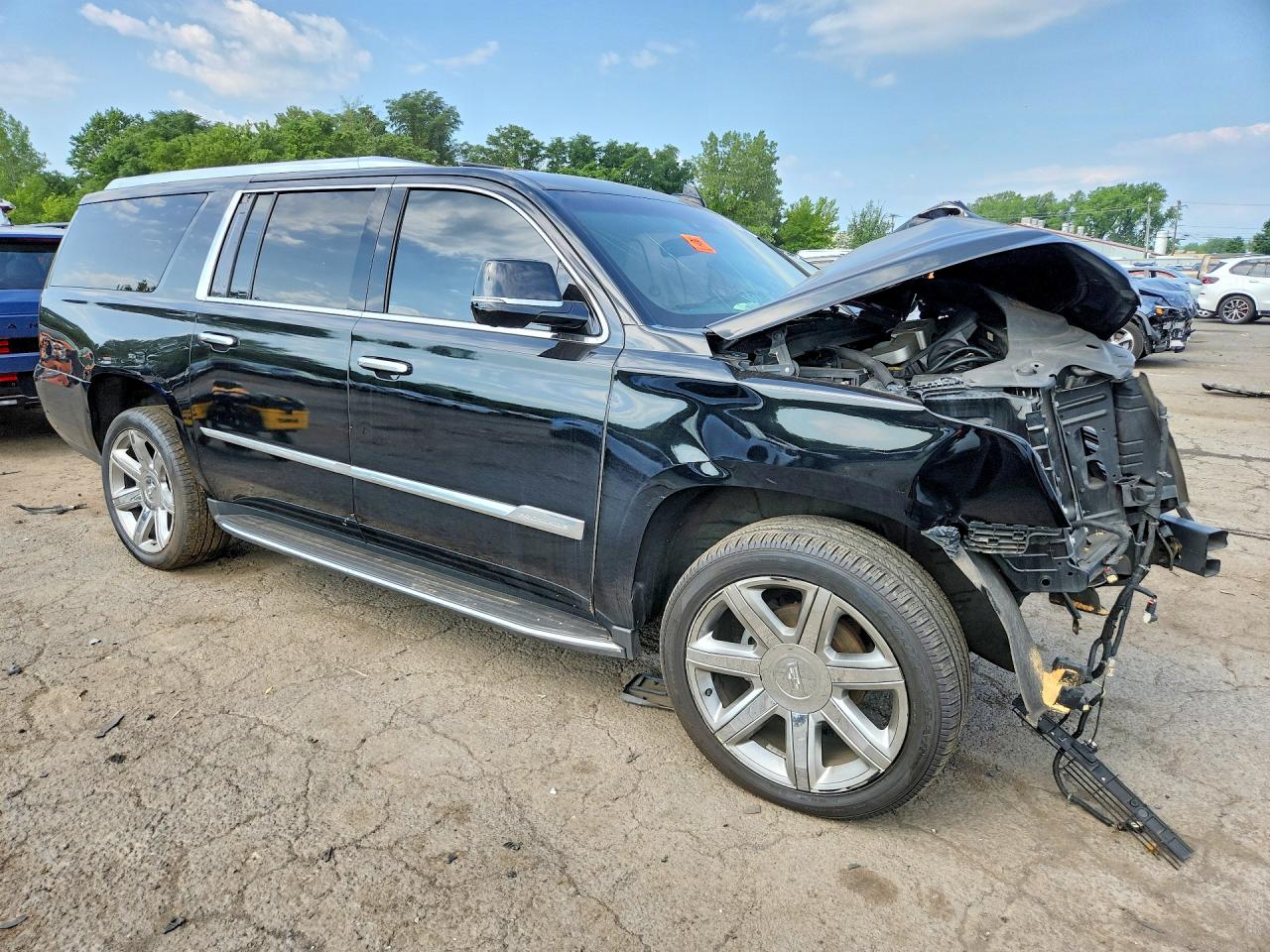 1GYS4HKJ8JR146624 · 2018 CADILLAC ESCALADE · 4/14