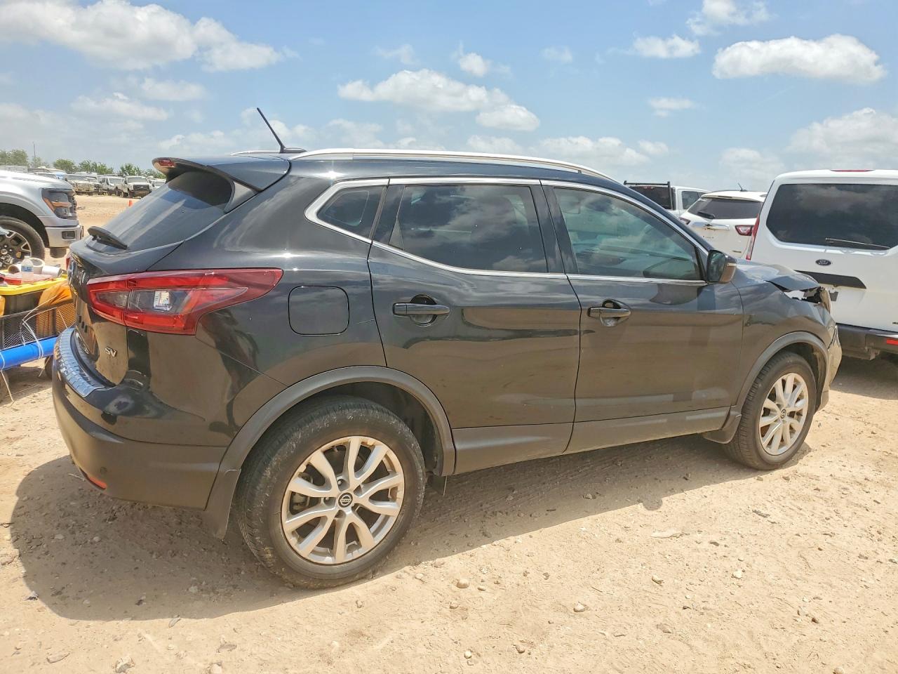 JN1BJ1BV3MW316549 · 2021 NISSAN ROGUE SPORT · 3/13